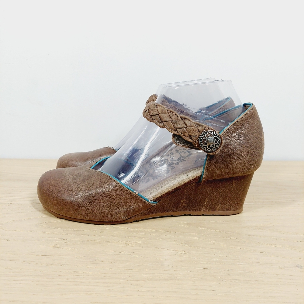 Aetrex‎ Mary Jane Shoes Women's 7 Brown Leather Braided Strap Wedge